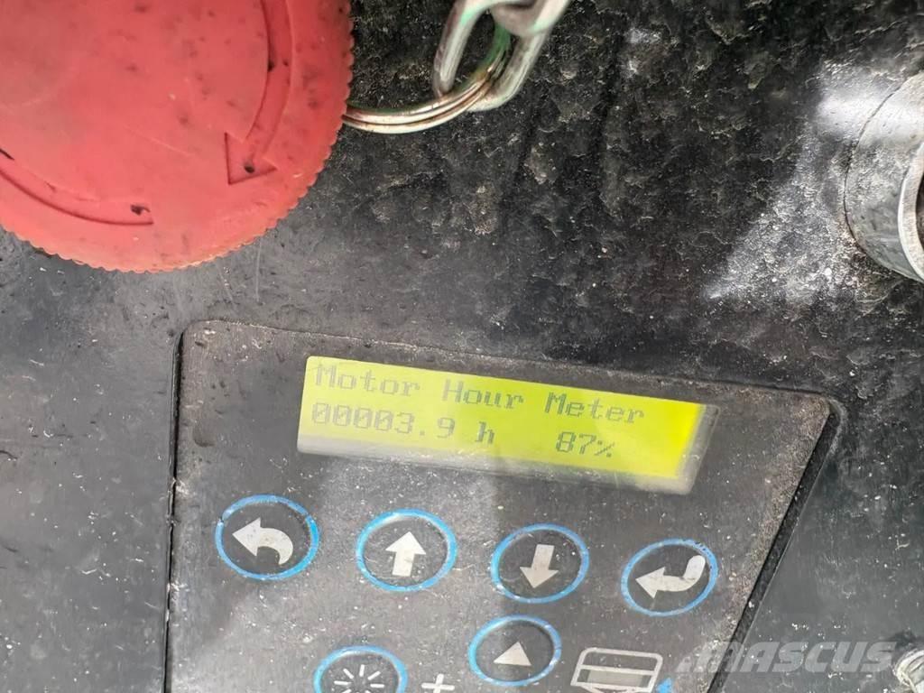 Hangcha 78XEN Žirkliniai keltuvai