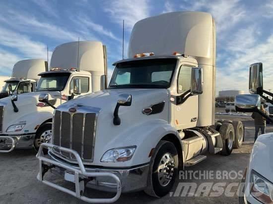 Peterbilt 579 Naudoti vilkikai
