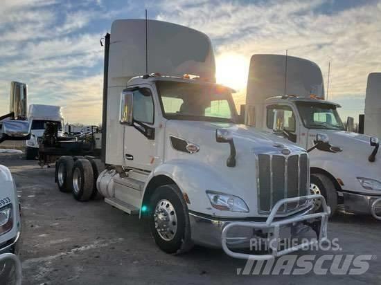 Peterbilt 579 Naudoti vilkikai