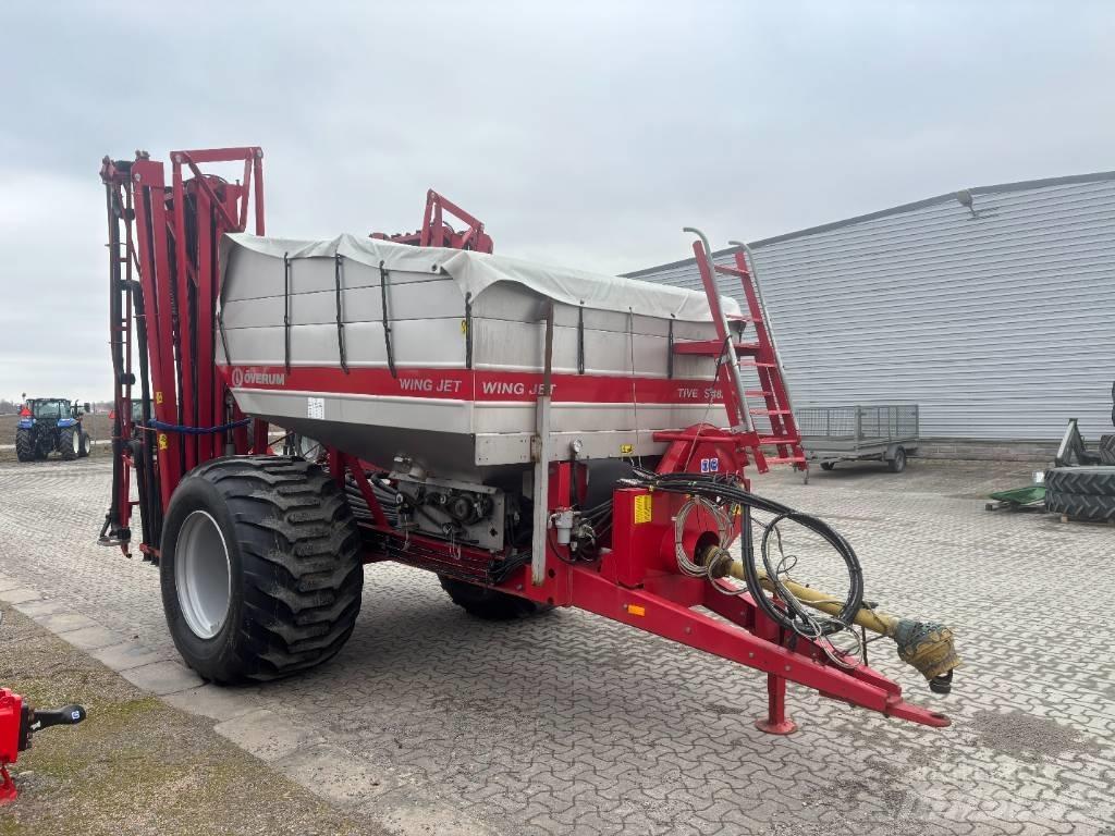 Överum Wing Jet 4824 Mineralinių trąšų barstytuvai