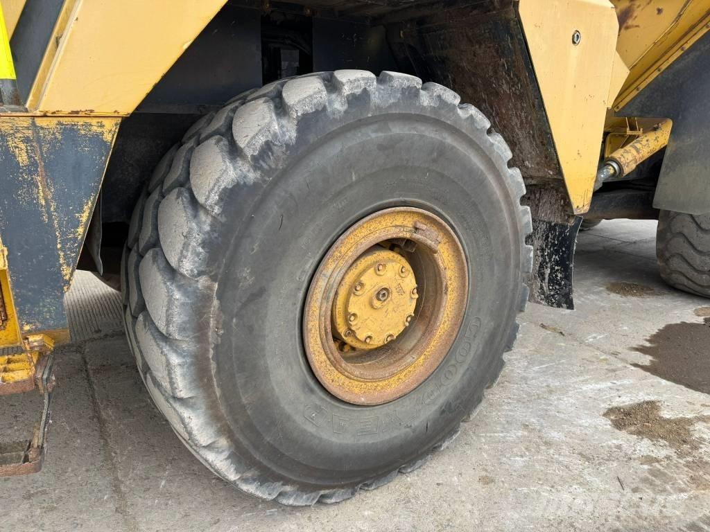 Komatsu HM 350-1 Karjeriniai savivarčiai