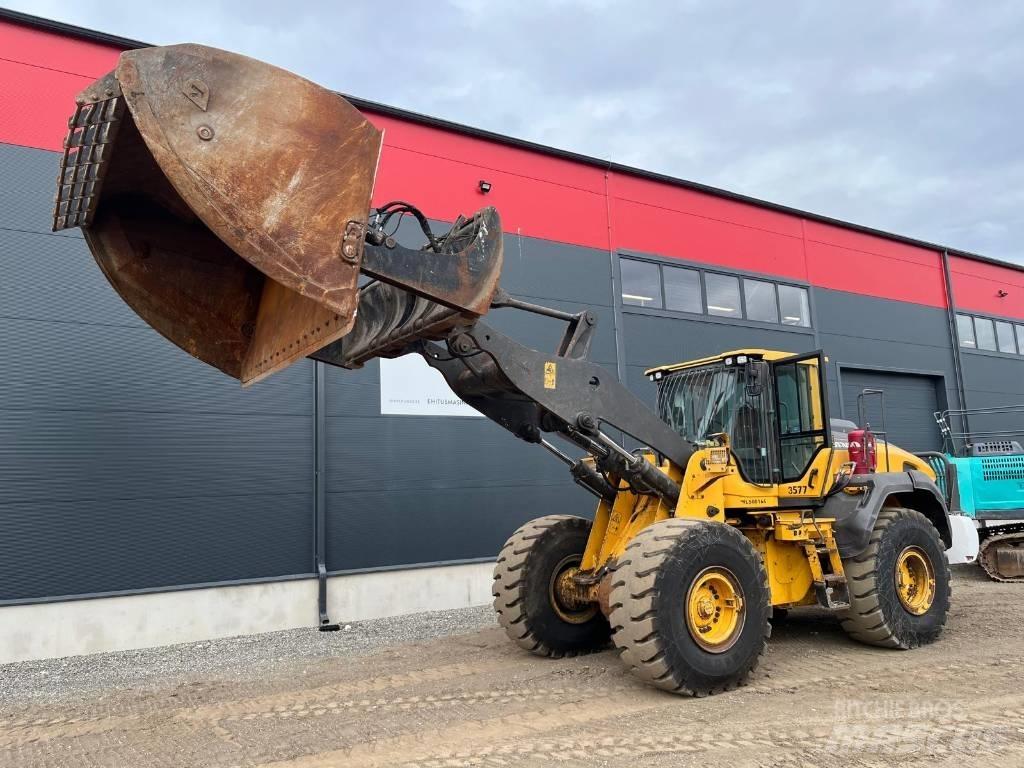 Volvo L 120 H Naudoti ratiniai krautuvai