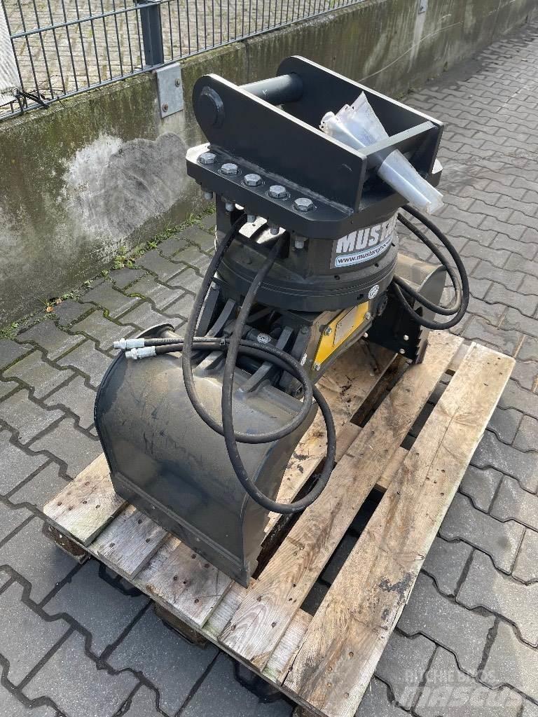 Mustang GRP 250 Griebtuvai
