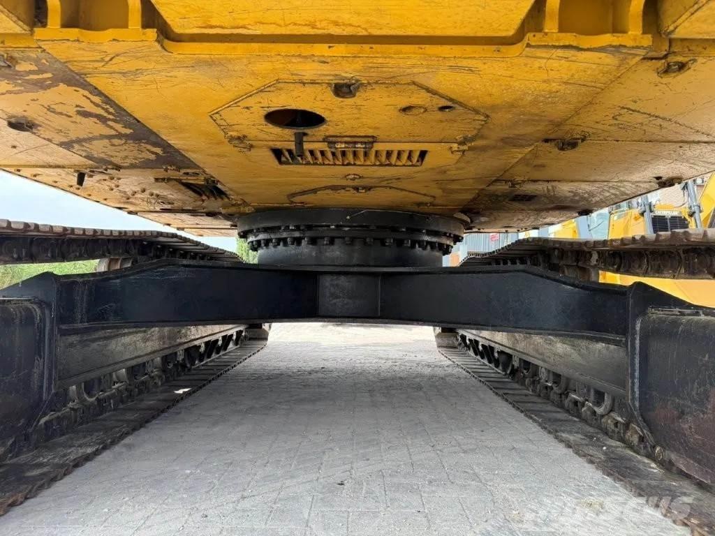 CAT 322CLN Vikšriniai ekskavatoriai
