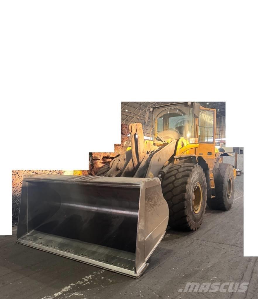 Volvo L 120 E Naudoti ratiniai krautuvai