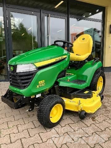 John Deere X590 Sodo traktoriukai-vejapjovės
