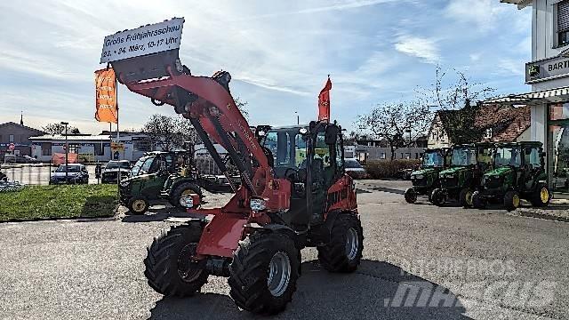 Schäffer 4670Z-2 Teleskopiniai krautuvai žemės ūkiui