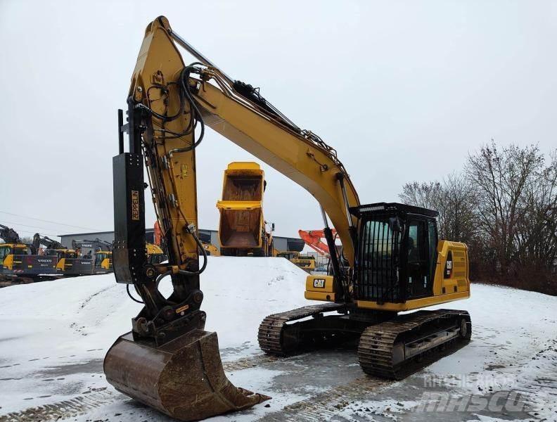 CAT 323 (07B) Vikšriniai ekskavatoriai
