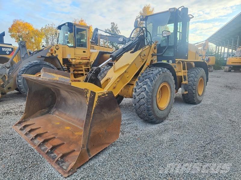 CAT 930G Naudoti ratiniai krautuvai