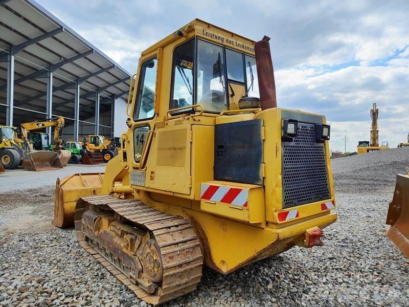 CAT 943 Vikšriniai krautuvai
