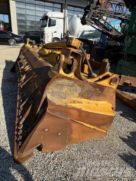 CAT D8T Vikšriniai buldozeriai