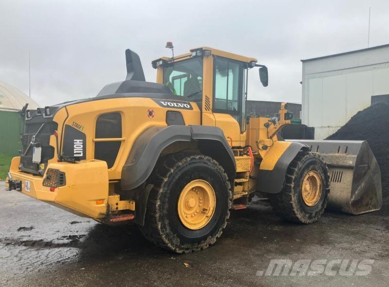 Volvo L110H Naudoti ratiniai krautuvai