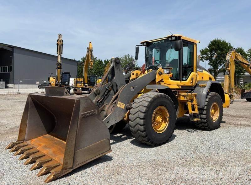 Volvo L90H Naudoti ratiniai krautuvai