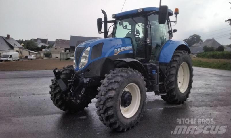 New Holland T 7.200 Traktoriai