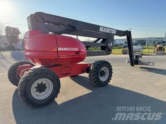 Manitou 200 ATJ Kompaktiškas savaeigis strėlinis keltuvas