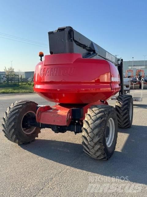 Manitou 200 ATJ Kompaktiškas savaeigis strėlinis keltuvas