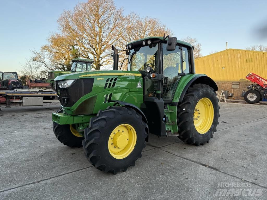 John Deere 6135M Traktoriai