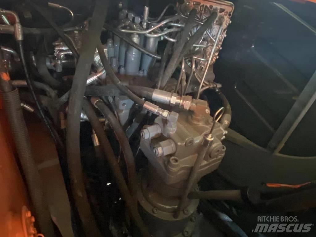 Hitachi ZX 120-6 Vikšriniai ekskavatoriai