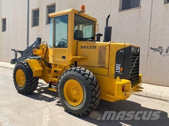 Volvo L 50 E Naudoti ratiniai krautuvai