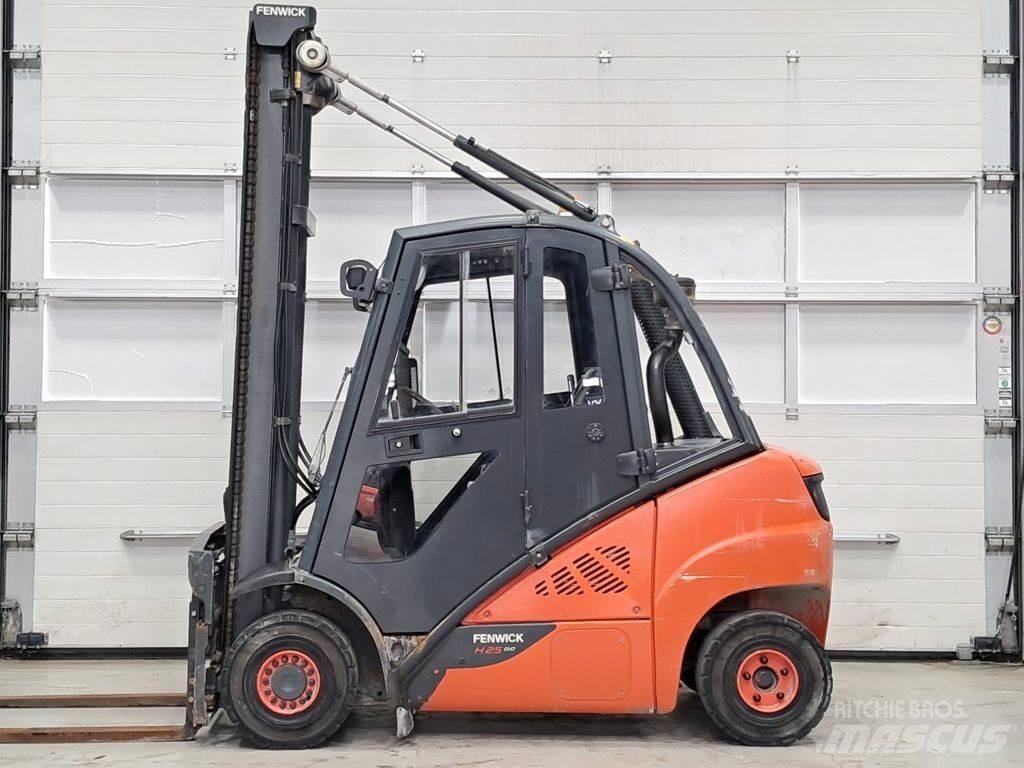 Linde H25D-02 Dyzeliniai krautuvai