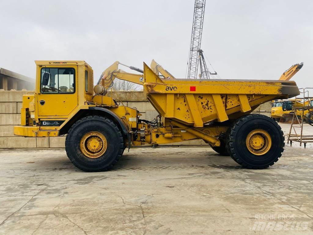 CAT D 25 C Karjeriniai savivarčiai