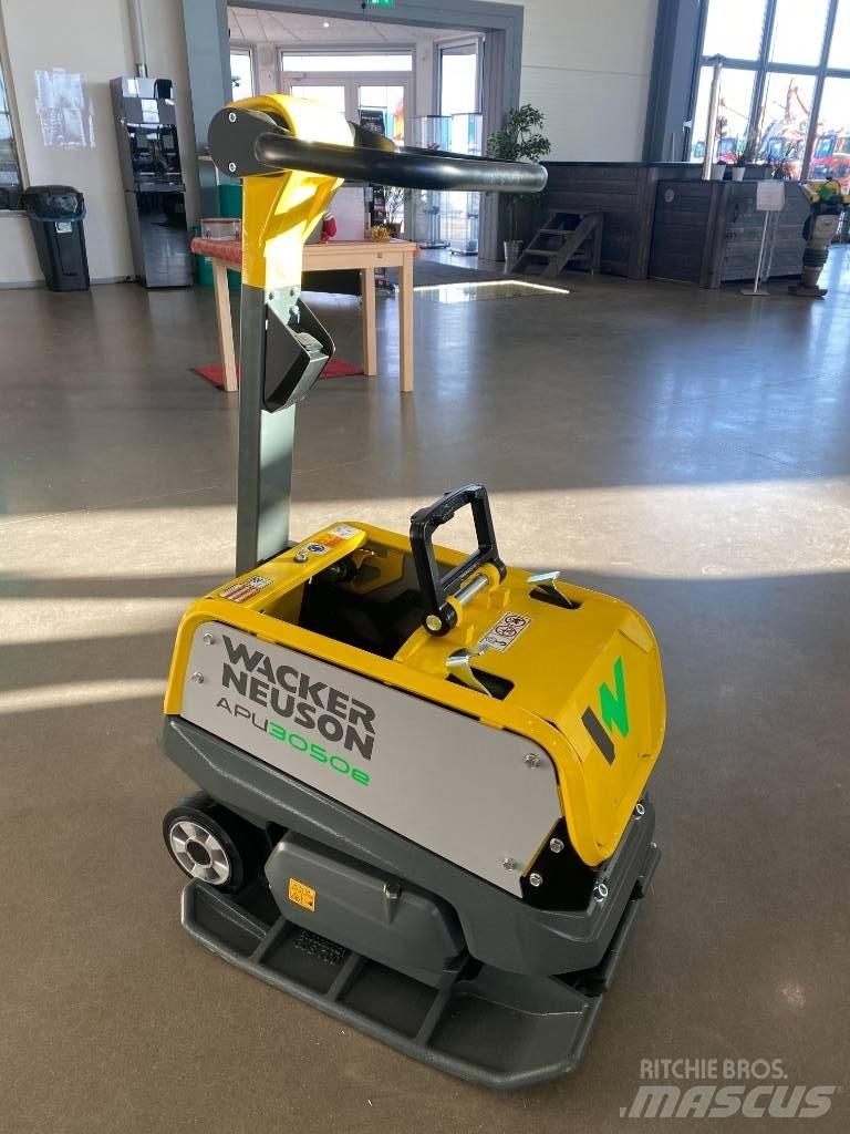 Wacker Neuson 3050 Vibratoriai