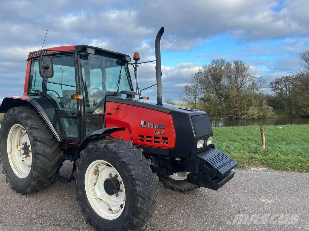 Valmet 6200 Traktoriai