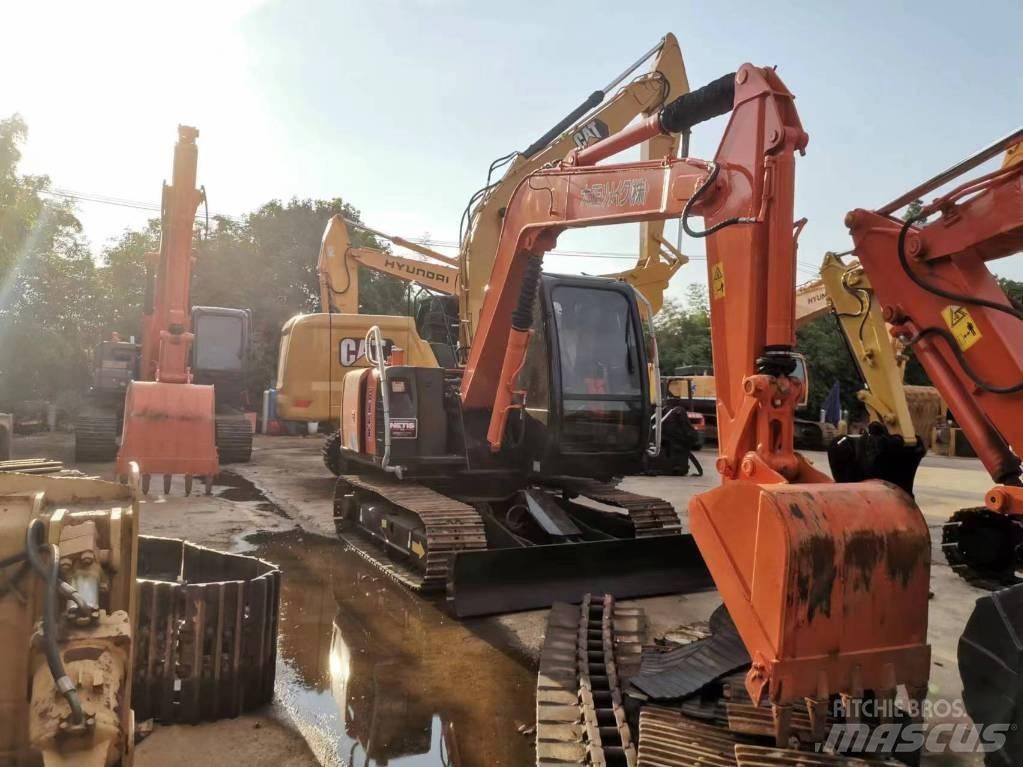 Hitachi ZX 70-5A Vidutinės galios ekskavatoriai 7-12 t