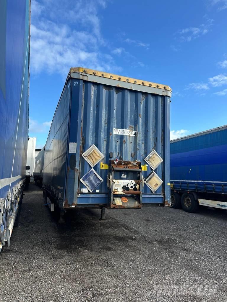 Krone SD serie 6844 Priekabos su tentu