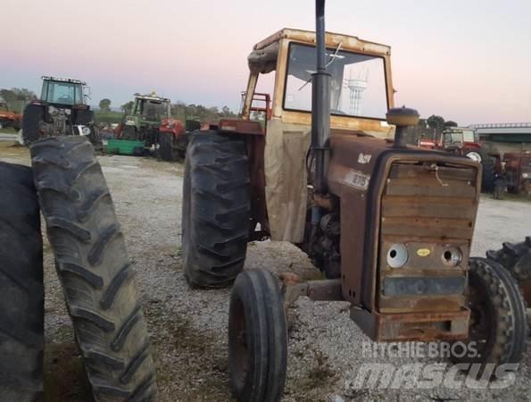 Massey Ferguson 275 Traktoriai