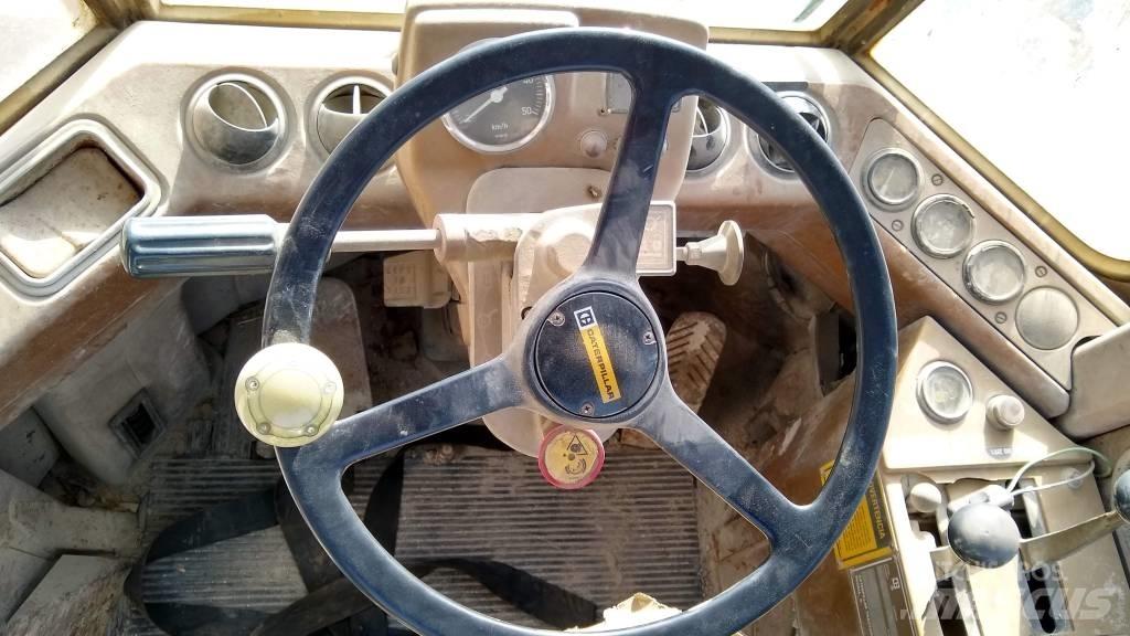 CAT 926 E Naudoti ratiniai krautuvai