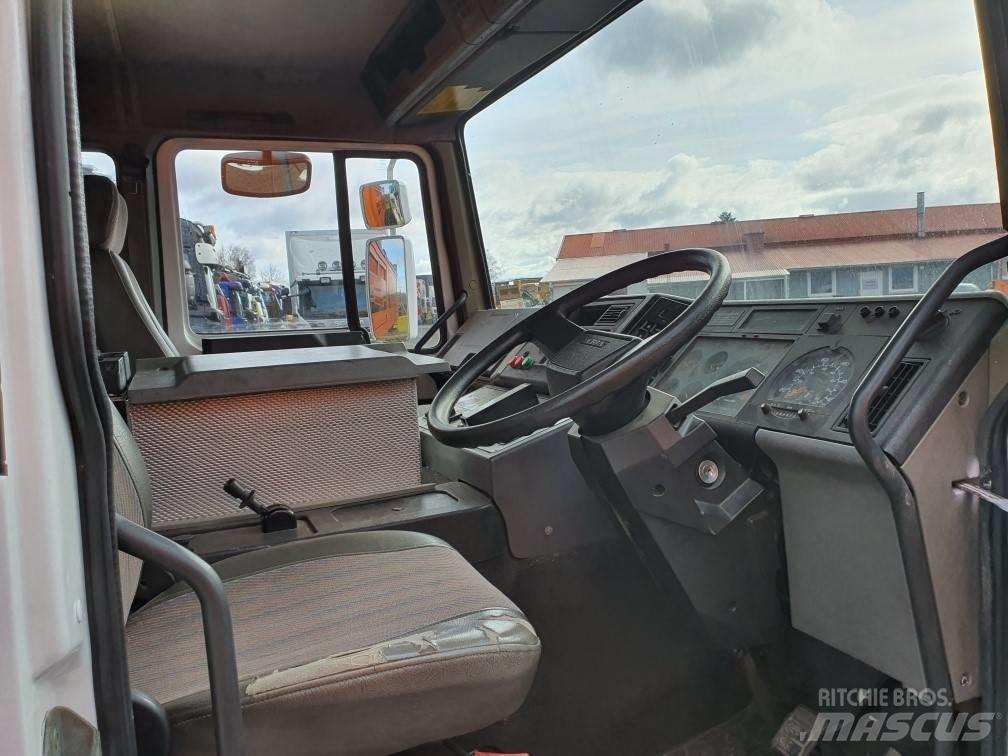 Volvo FE618 Ant priekabų montuojamos kėlimo platformos