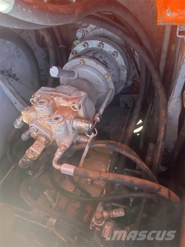 Hitachi EX120 Vikšriniai ekskavatoriai