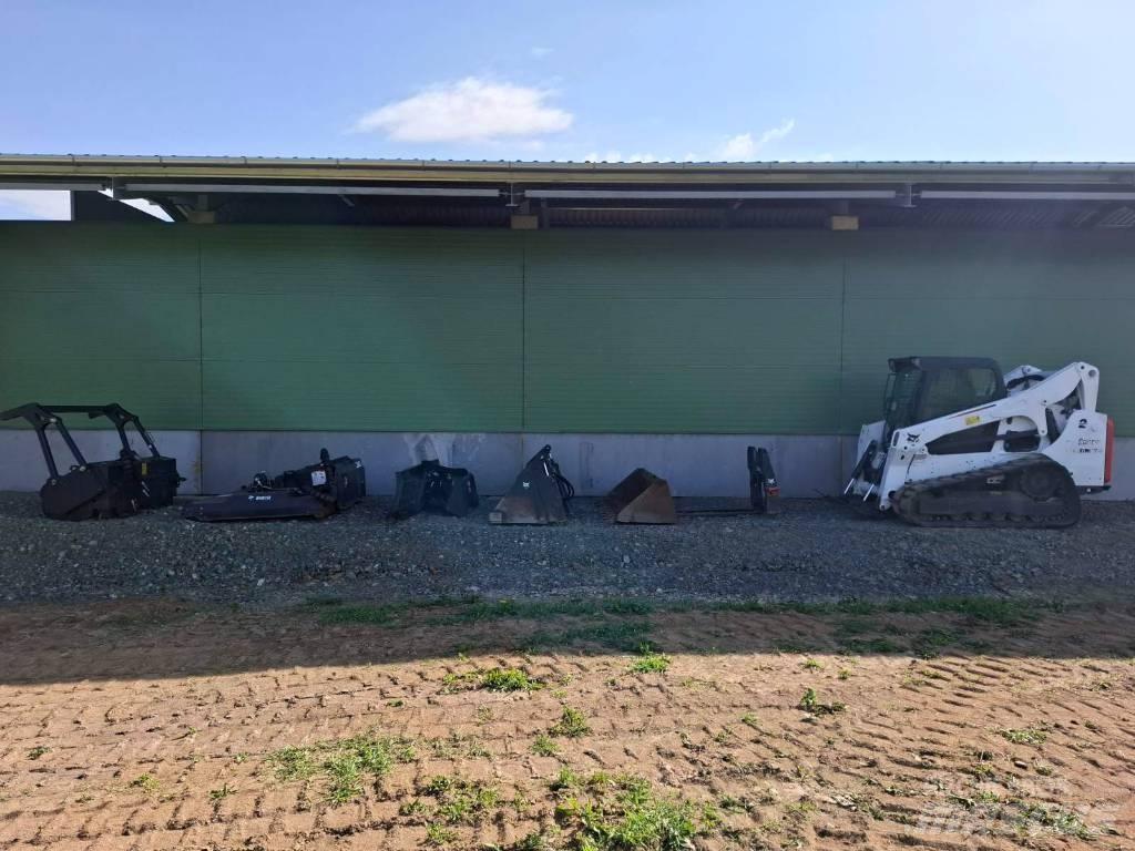 Bobcat T 770 Krautuvai su šoniniu pasukimu