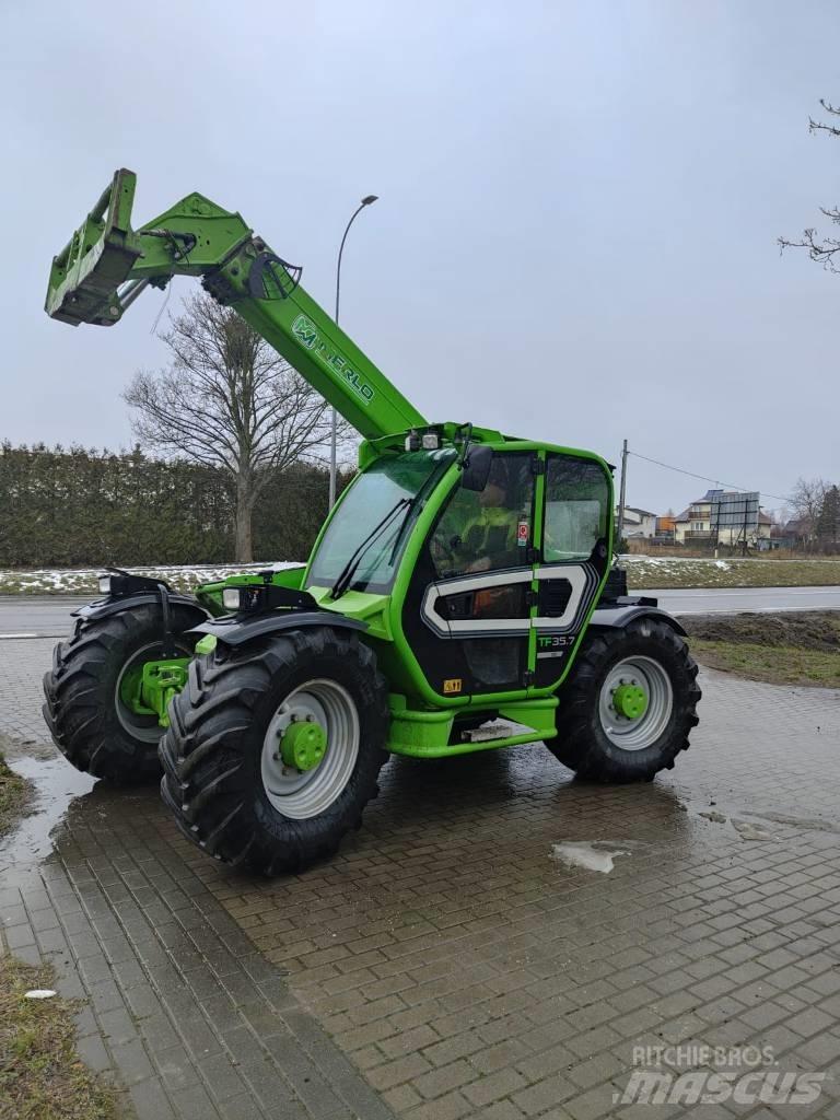 Merlo TF 35.7 Teleskopiniai krautuvai žemės ūkiui