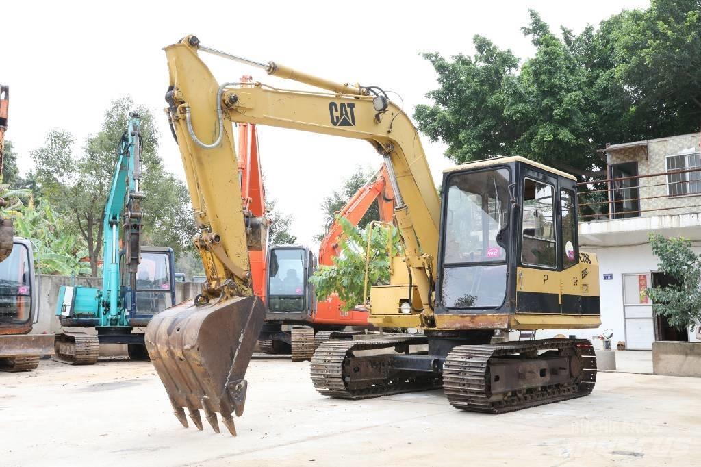 CAT E 70 B Mini ekskavatoriai < 7 t