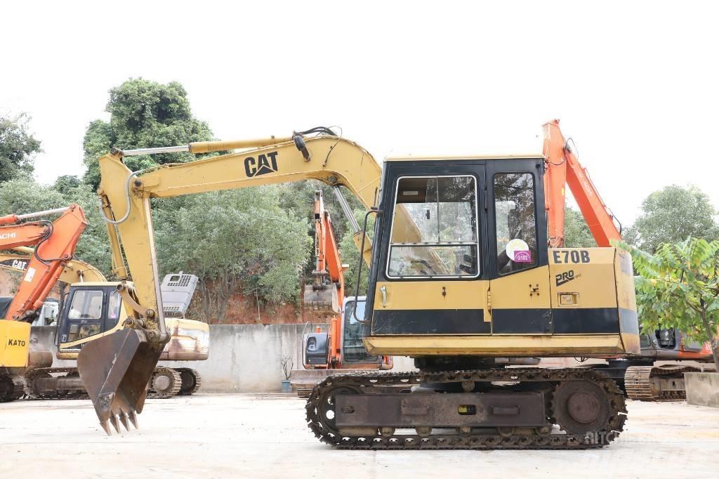 CAT E 70 B Mini ekskavatoriai < 7 t