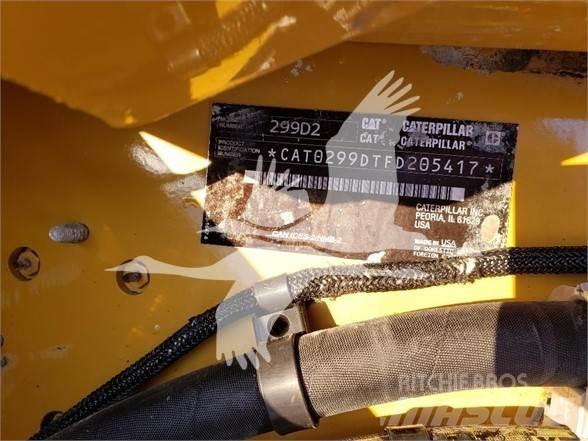 CAT 299D2 Krautuvai su šoniniu pasukimu