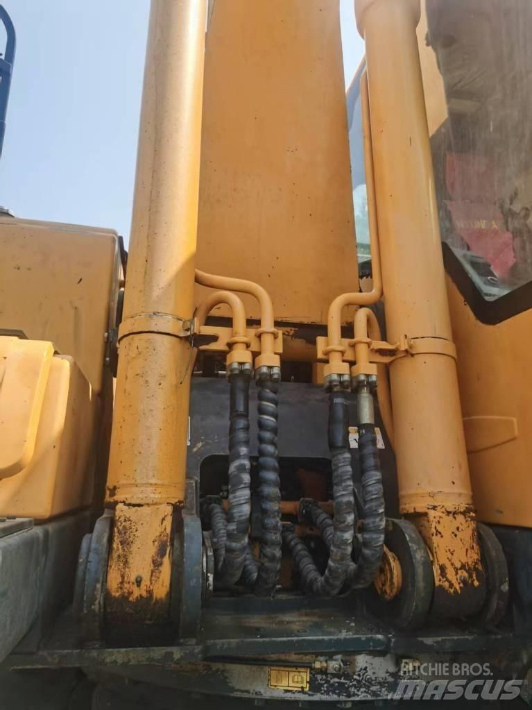 Hyundai R210W-9 Ratiniai ekskavatoriai
