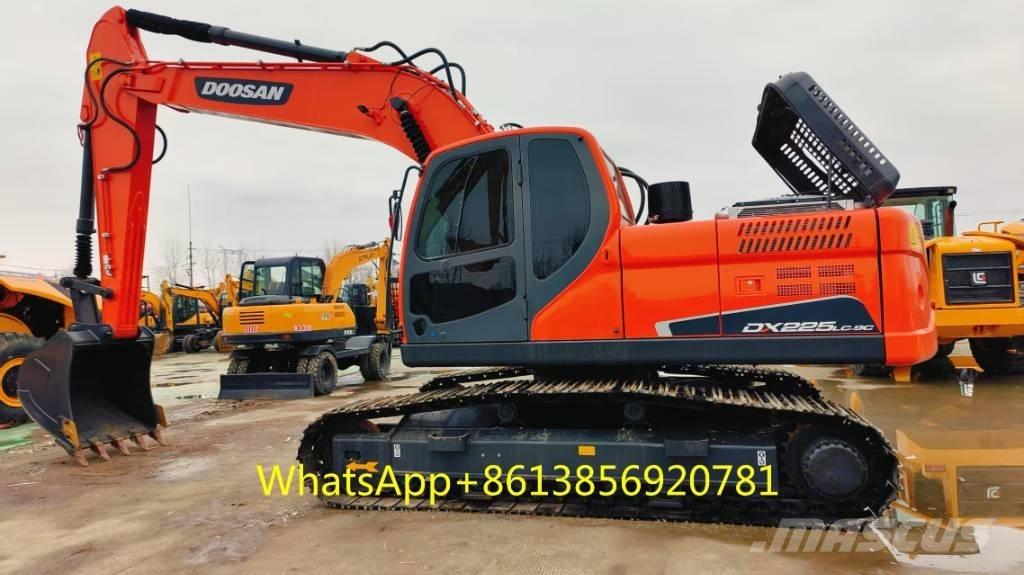 Doosan DX 225 Vikšriniai ekskavatoriai