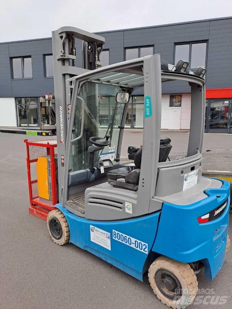 Jungheinrich EFG 320 Elektriniai šakiniai krautuvai
