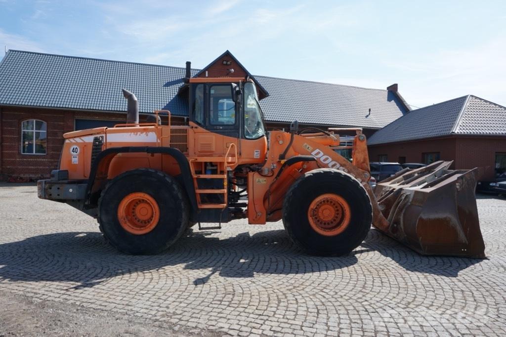 Doosan DL 400 Naudoti ratiniai krautuvai