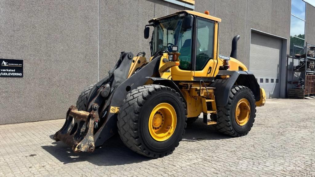 Volvo L 90 G Naudoti ratiniai krautuvai
