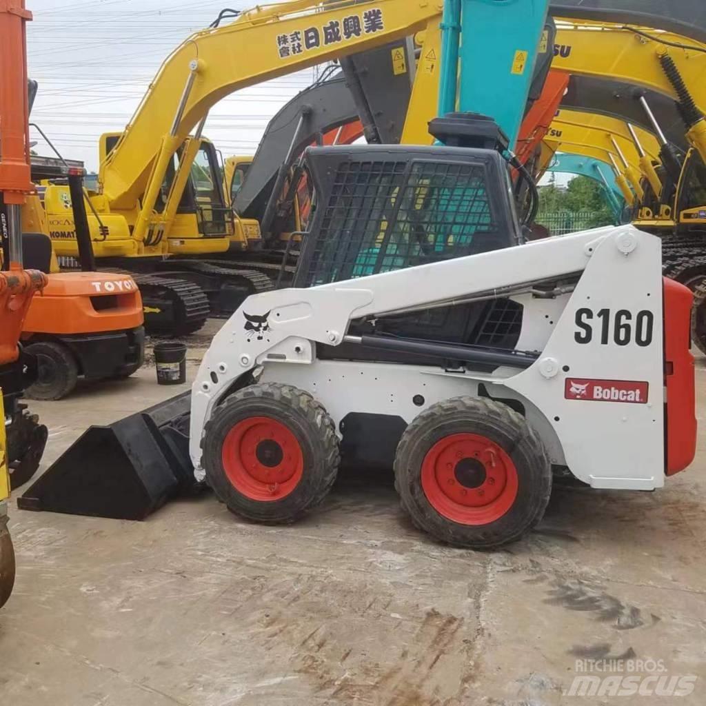 Bobcat S 160 Krautuvai su šoniniu pasukimu