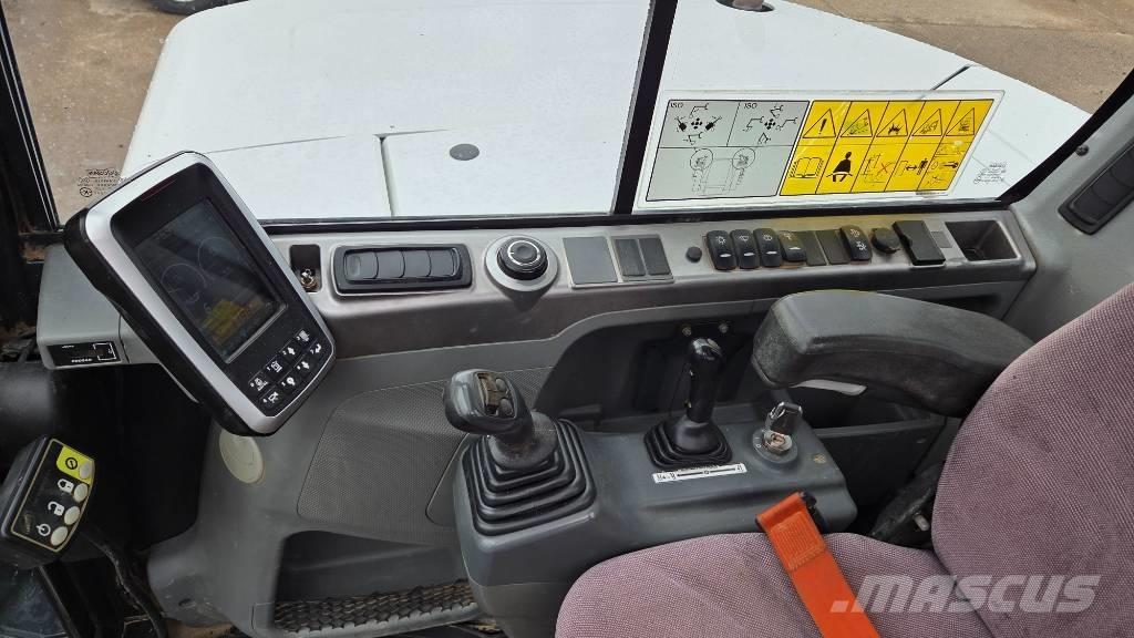 Bobcat E 85 Vidutinės galios ekskavatoriai 7-12 t