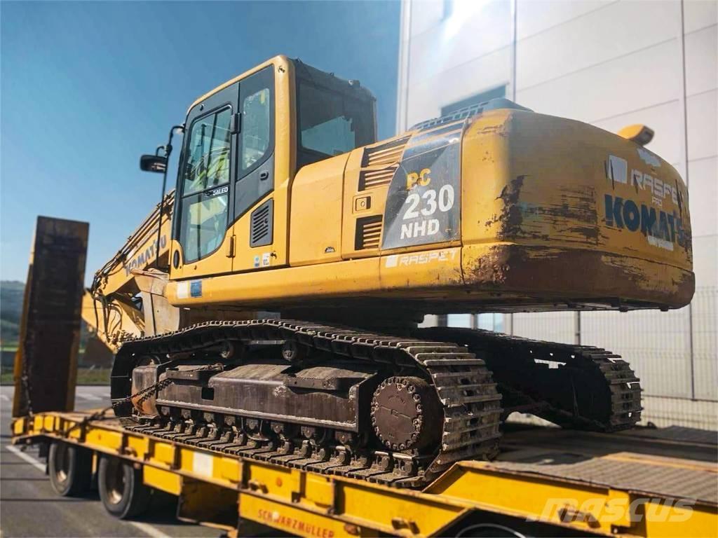 Komatsu PC 230 NHD Vikšriniai ekskavatoriai
