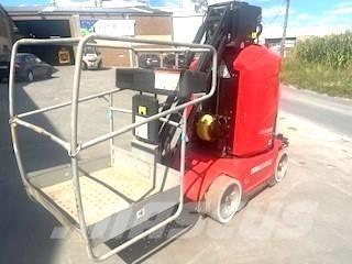Manitou 100 VJR Vertikalūs stiebiniai keltuvai
