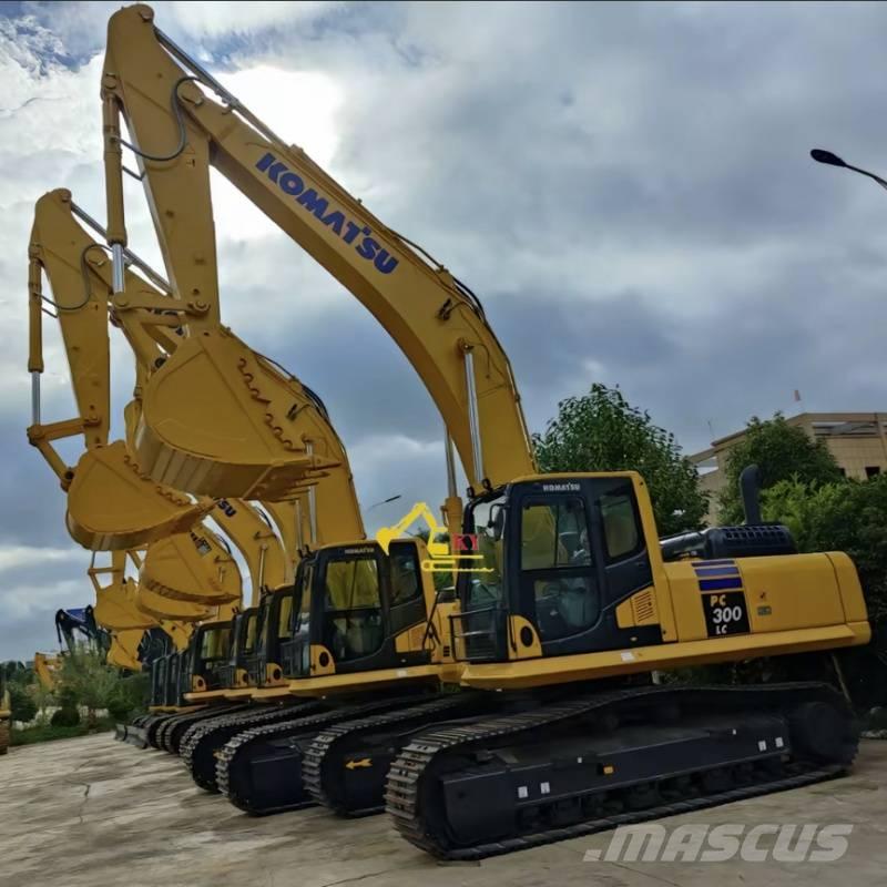 Komatsu PC 300-8 Vikšriniai ekskavatoriai