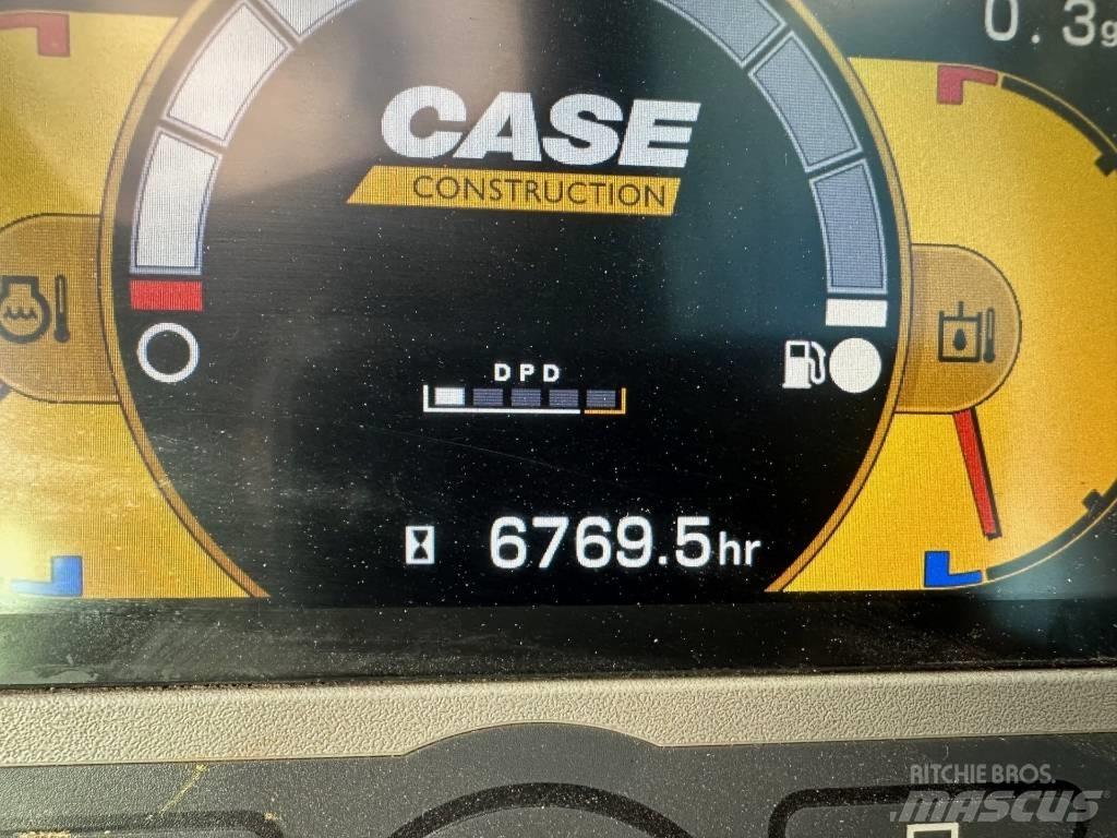 CASE CX 145 C SR Vikšriniai ekskavatoriai