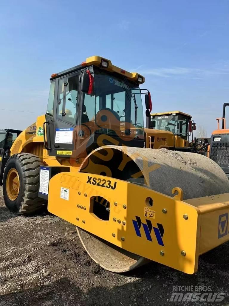 XCMG XS 233J Vieno būgno volai